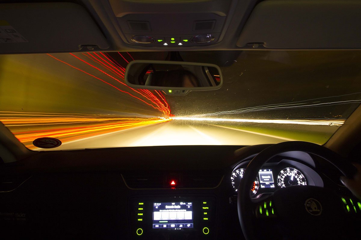 Night drive by pixabay