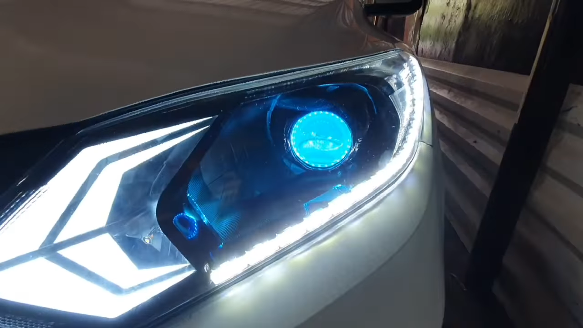 Custom Lamp YoongMotor
