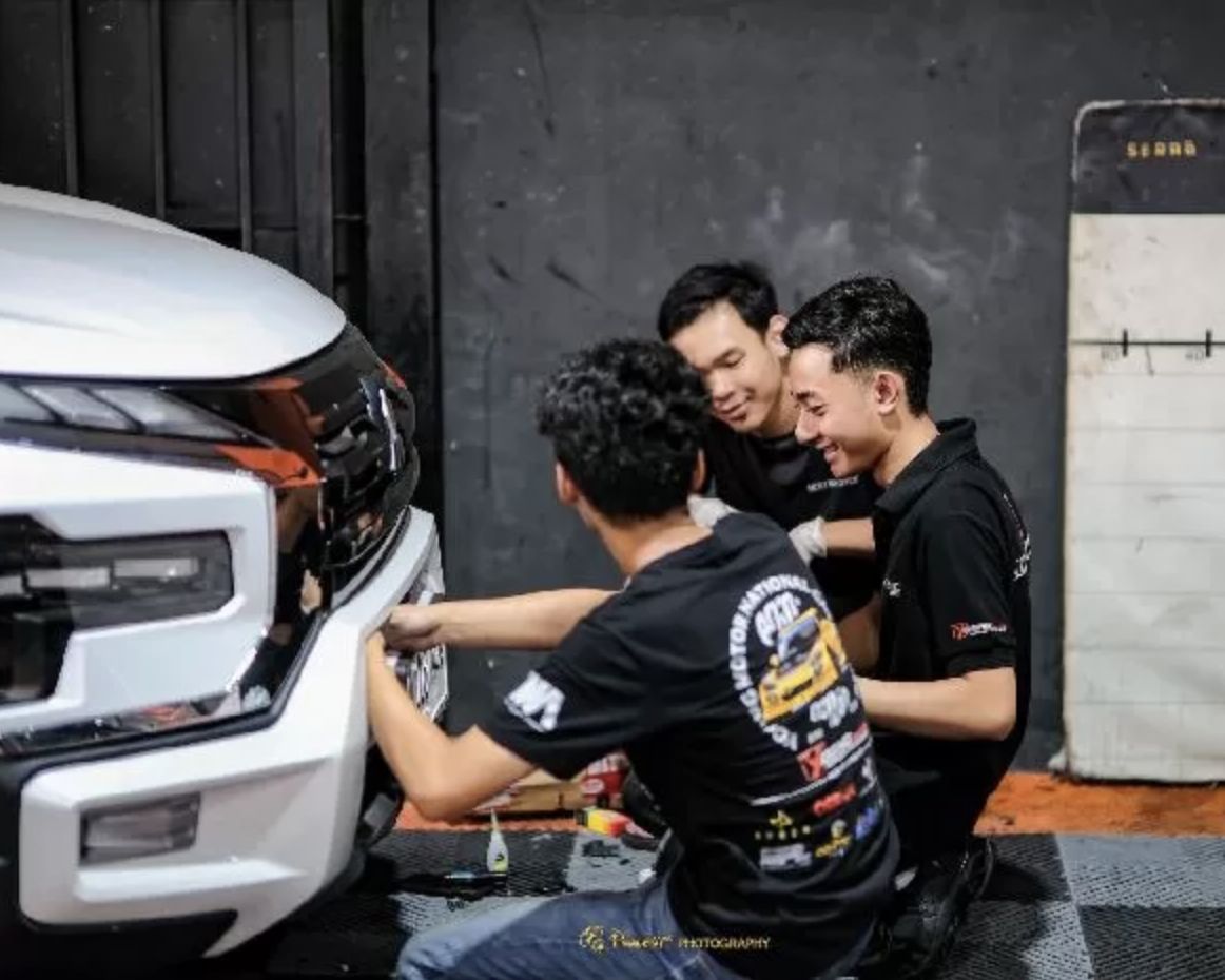 Yoong Motor Cetak Ahli Perlampuan Surabaya
